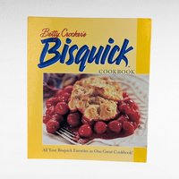 2000 Betty Crocker's Bisquick Cookbook, Hardcover, Classic Baking Recipes, Easy Meals Guide, Gift for Home Cook