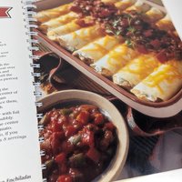Vintage Favorite Brand Names Cookbook Pair, 1981 Recipe Book, 1996 Casserole Cookbook, Over 2000 Recipes, Retro Kitchen, Gift for Home Cook