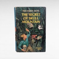 Vintage Hardy Boys Trio - Footprints Under Window - House on Cliff - Secret Skull Mountain - Classic Mystery Books - Collectible Gift