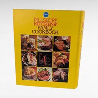 1979 Pillsbury Kitchens' Family Cookbook, Vintage Hardcover Recipe Book, Three Ring Binder Cookbook, Baking Gift, Cooking Inspiration