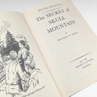 Vintage Hardy Boys Trio - Footprints Under Window - House on Cliff - Secret Skull Mountain - Classic Mystery Books - Collectible Gift