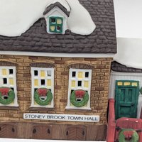 Vintage 1992 Dept 56 New England Village Stony Brook Town Hall #5644-8 Lighted Porcelain Building, D56 Christmas Collectible