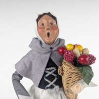 Vintage 1997 Byers' Choice Caroler Pilgrim Woman with Fruit Basket, Signed Thanksgiving Colonial Figure