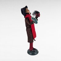 Vintage 1998 Byers' Choice Street Vendor Woman, Christmas Caroler with Wreath and Grapes for Holiday Display