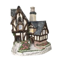 1991 David Winter Cottage "The Candlemakers" #12 | Vintage Collectible Figurine | Small Nick