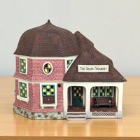 Dept 56 Seasons Bay "The Grand Creamery": Lighted Porcelain Village House (1998)