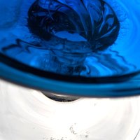 Vintage Mid-Century Modern Blue Glass Decanter: 11-Inch Hand Blown Art Glass Barware