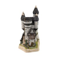David Winter Macbeth's Castle: Vintage 1988 Scottish Collection Figurine