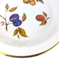 Vintage Royal Worcester Evesham Pie Baker: 10.5" English Porcelain Quiche Dish