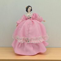 Vintage Bradley Musical Doll: Laura's Theme, Pink Lace Gown