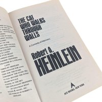 Vintage 1985 The Cat Who Walks Through Walls by Robert Heinlein Paperback, Science Fiction Novel, 80s Space Opera, Gift for Sci-Fi Fan