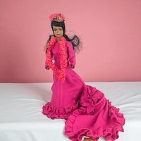 Vintage Makaleka Hawaiian Princess Doll: Pink Ruffled Gown and Lei Souvenir Doll