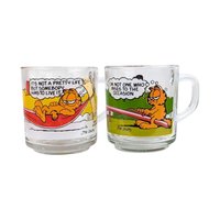 Vintage Garfield Glass Mug Set: 1978 Collectible Cartoon Glasses