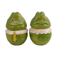 Vintage Hand Carved Frog Figurines: Set of 2 Mr and Mrs Frog Statues