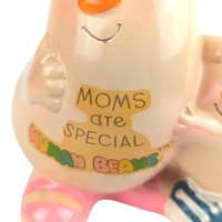1981 "Moms are Special" Figurine: Enesco Human Beans Ceramic Gift
