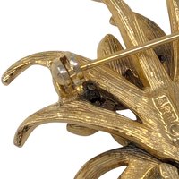 Vintage ART Flower Basket Brooch: White Enamel Gold Tone Pin