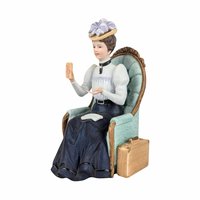 1982 Avon Presidents Club Albee Award Figurine