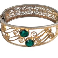 Vintage Filigree Gold Tone Bracelet with Emerald Green Rhinestones