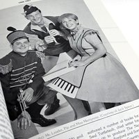 1983 'Kids' TV' by Stuart Fischer Softcover Book