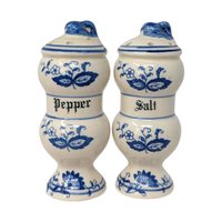 Watkins Blue Onion Salt Pepper Set