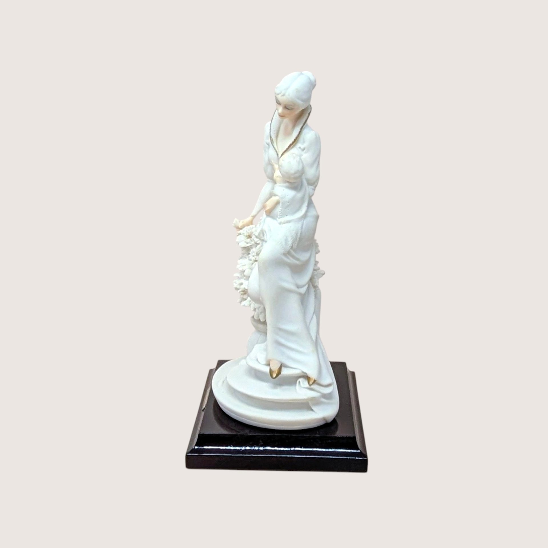 1992 Giuseppe Armani Maternal Statue 