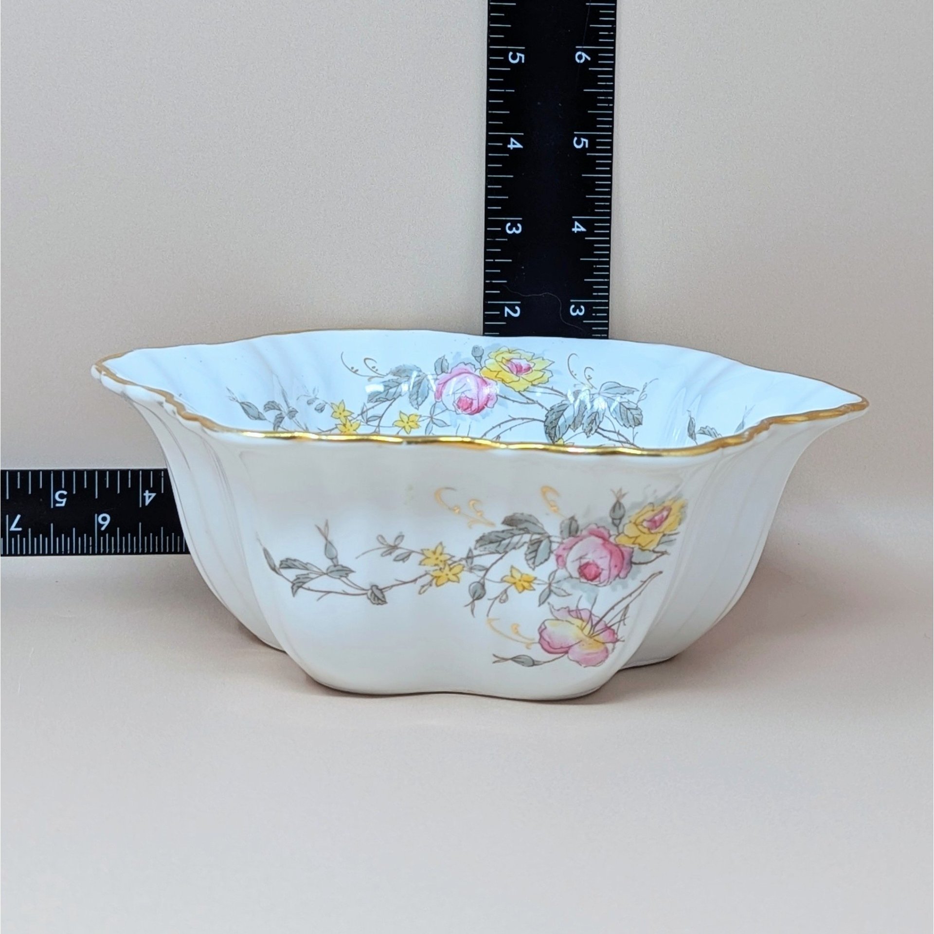Early 20th Century German Porcelain Bowl