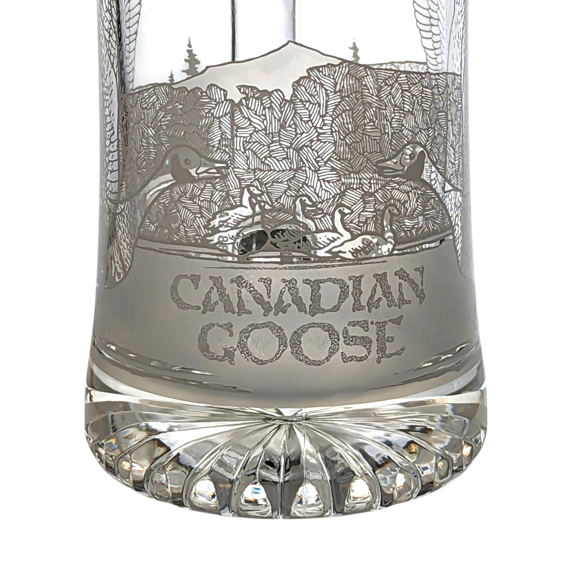 Canadian Goose Glass Beer Stein, Etched Goose Stein, Collectible Stein, Gift for Beer Lover, Nature-Themed Drinkware