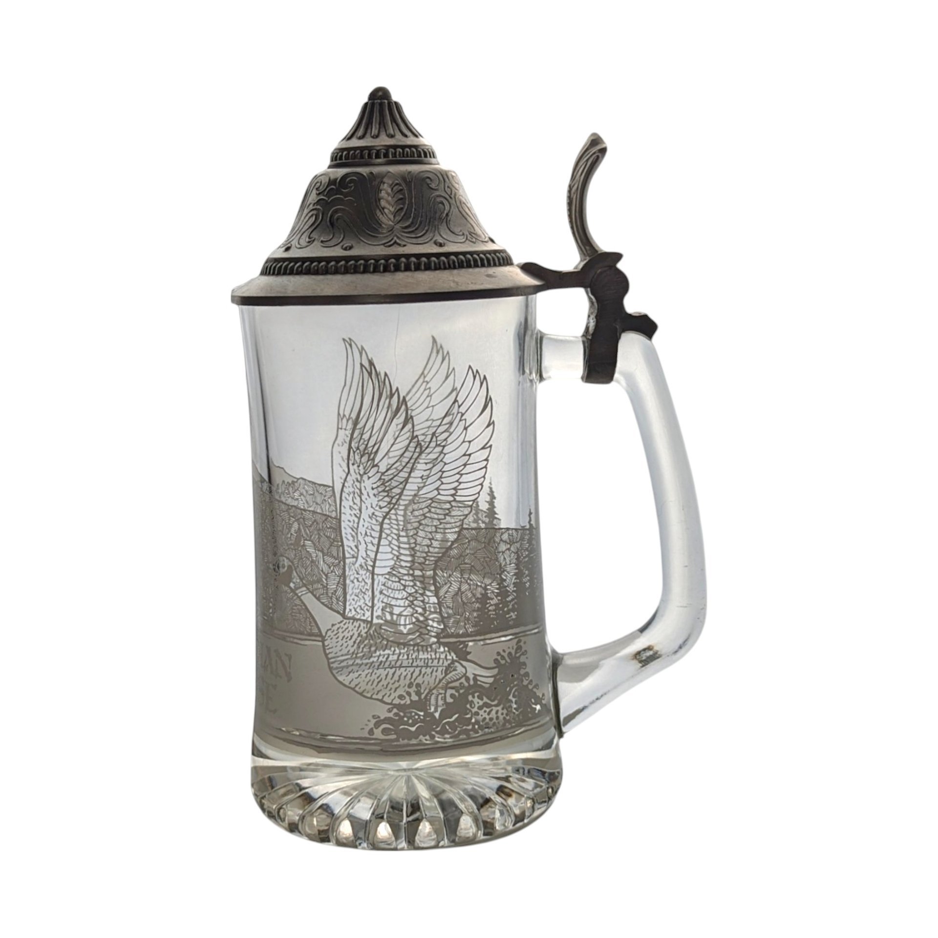 Canadian Goose Glass Beer Stein, Etched Goose Stein, Collectible Stein, Gift for Beer Lover, Nature-Themed Drinkware