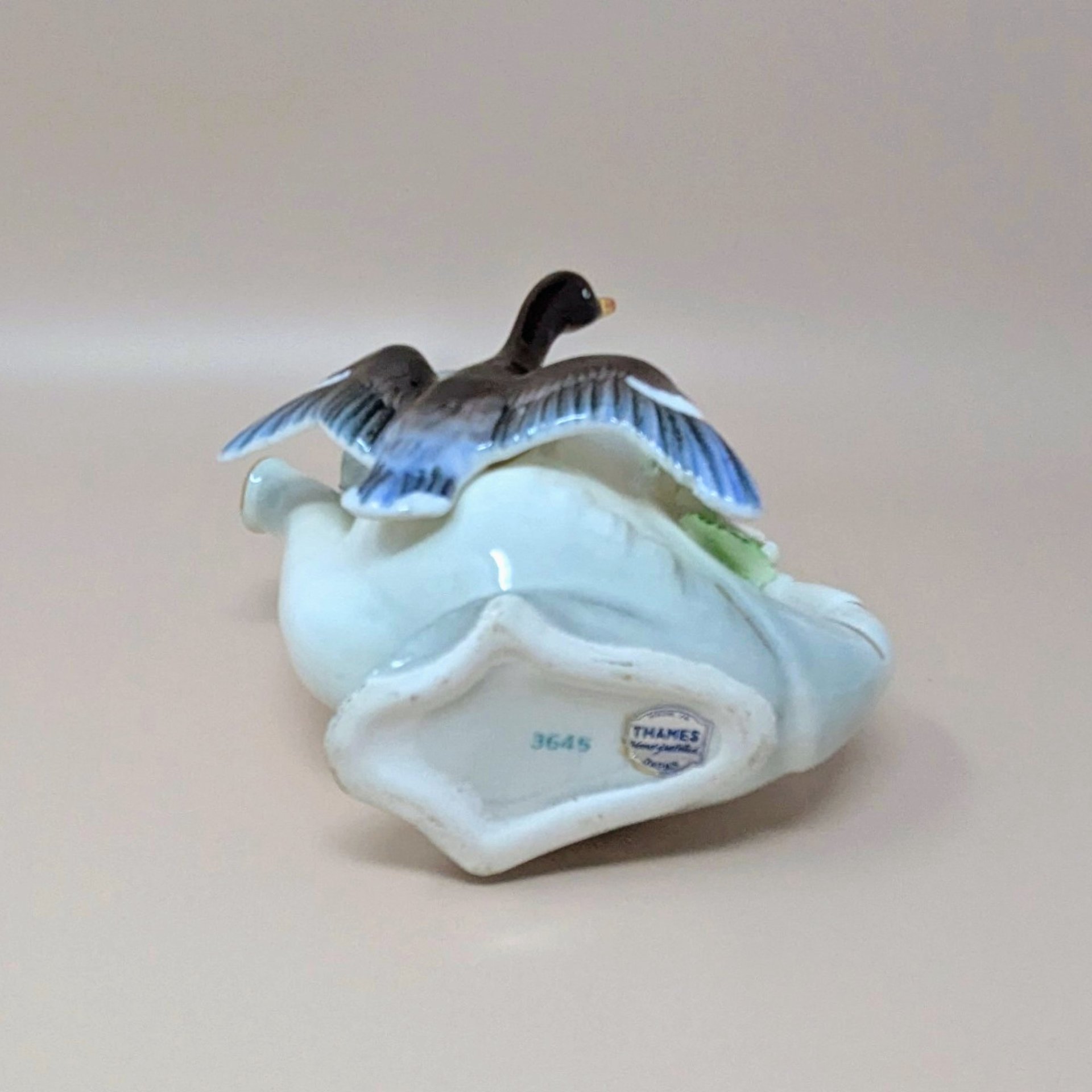 1950s Thames Japan Duck Watering Can – Vintage Hand-Painted Ceramic Figural Vase