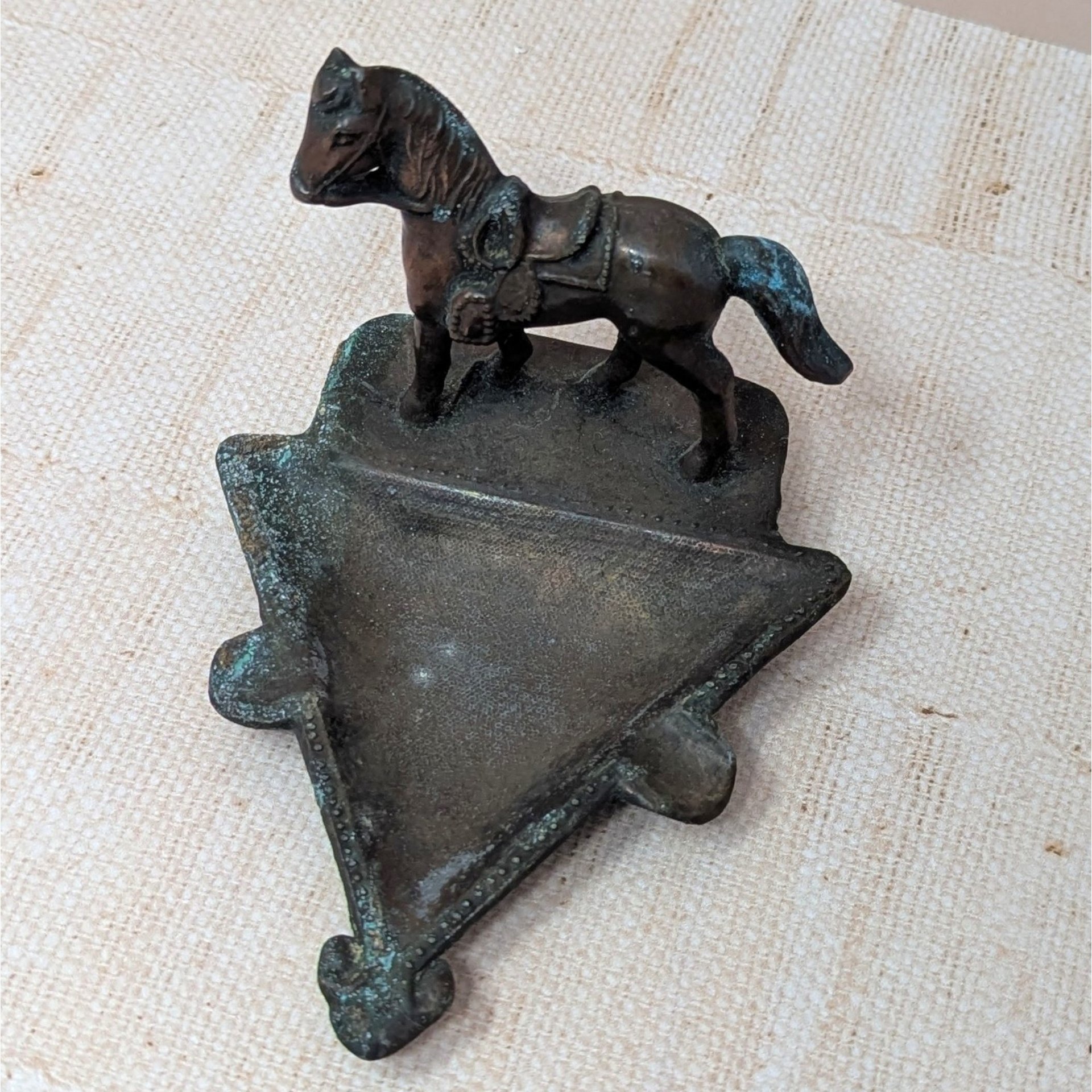 1930 John Wright Horse Ashtray – Vintage Cast Metal Saddled Horse Western Americana