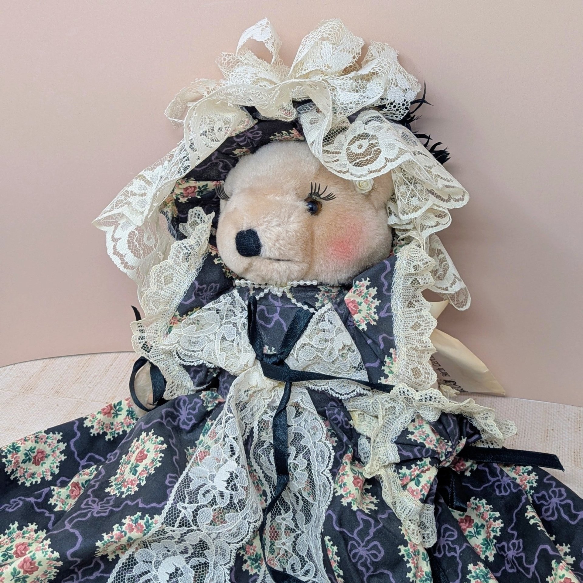 1993 Sharon Elise Beary Special Creations Handcrafted Bear