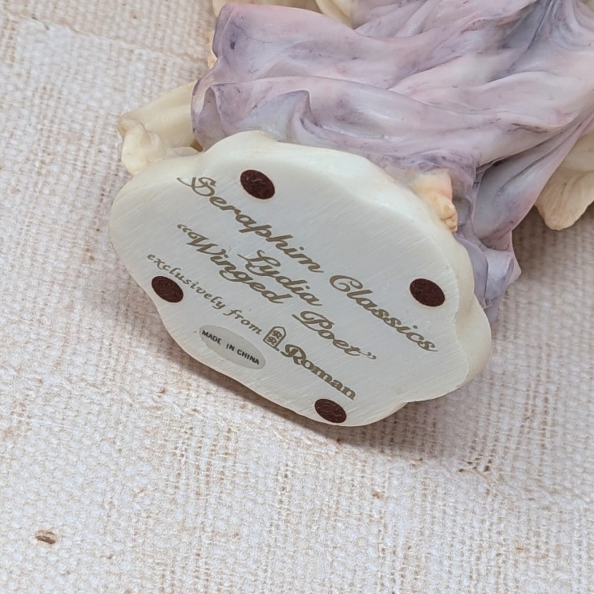 Roman Seraphim Classics Lydia "Winged Poet" – Vintage Angel Figurine