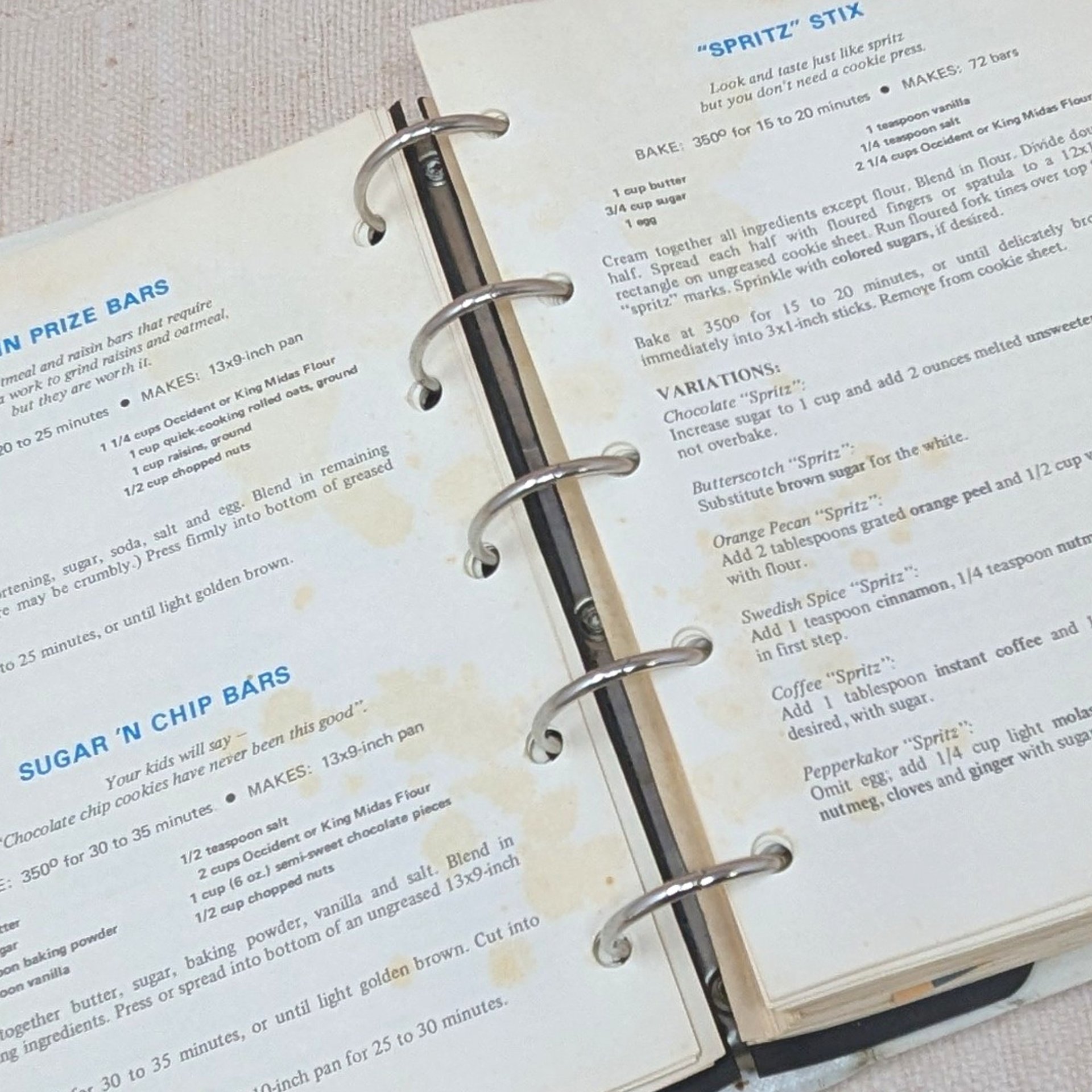 Vintage Occident & King Midas Collector's Bake Book – 1970s Milling