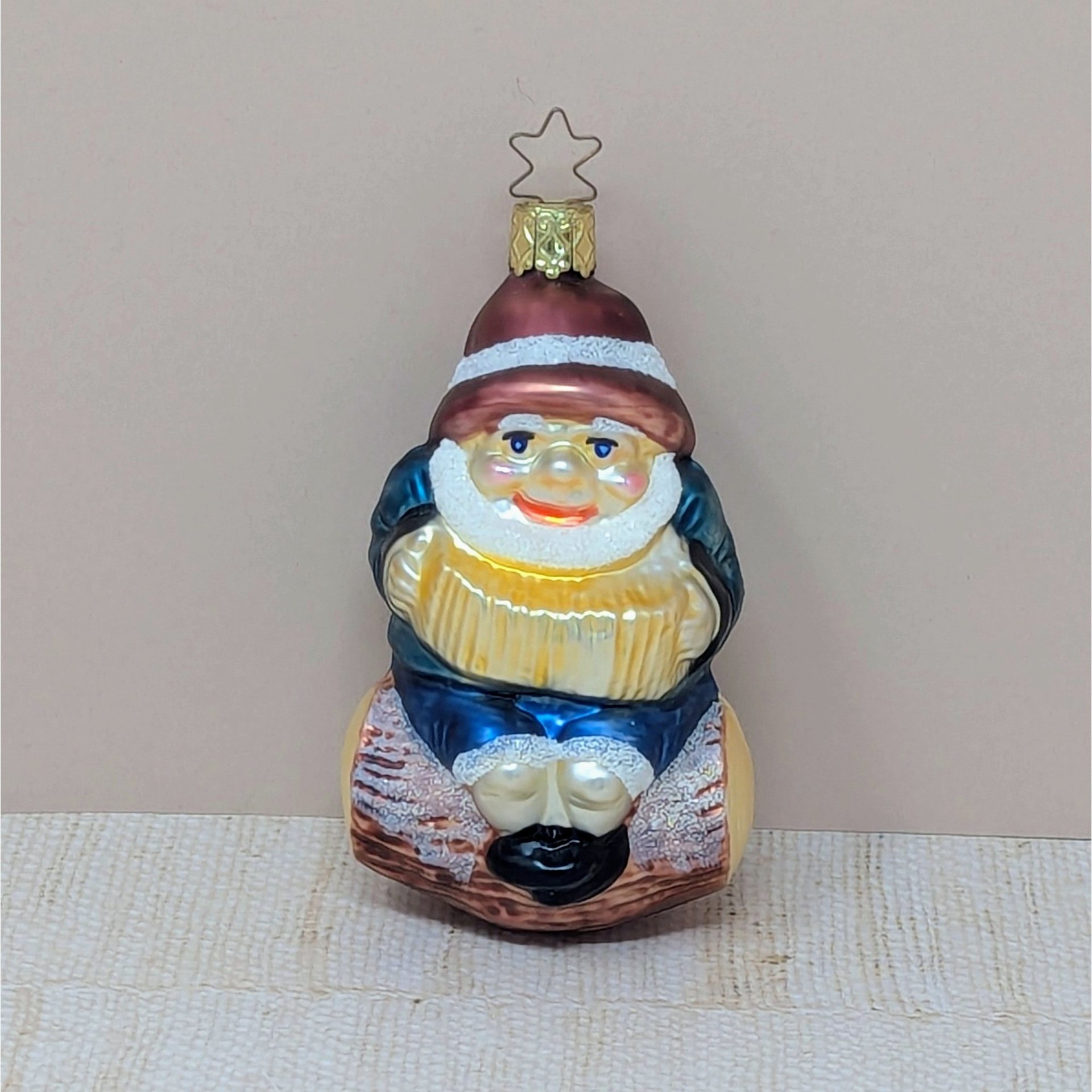 Merck Family Gnome on Log Ornament – Inge-Glas Star Cap German Glass