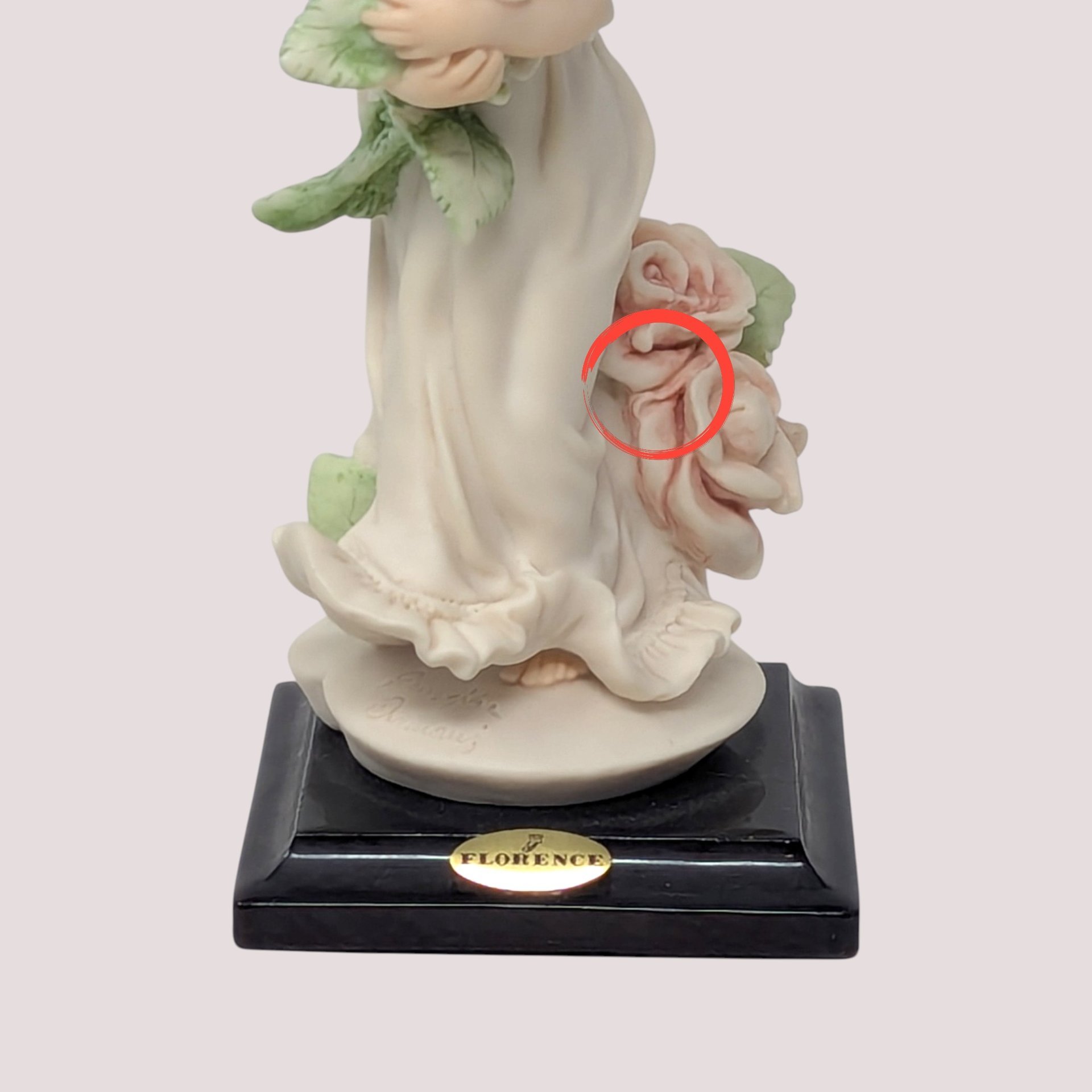Vintage 1999 Giuseppe Armani Rosette Figurine