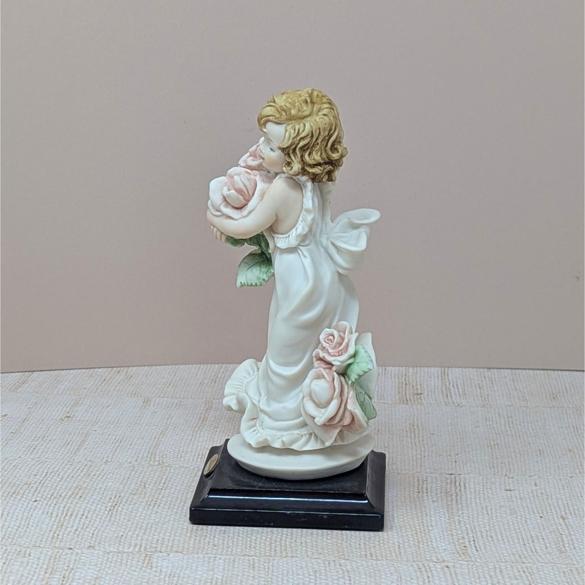 1999 Giuseppe Armani Rosette Figurine: Mother's Day