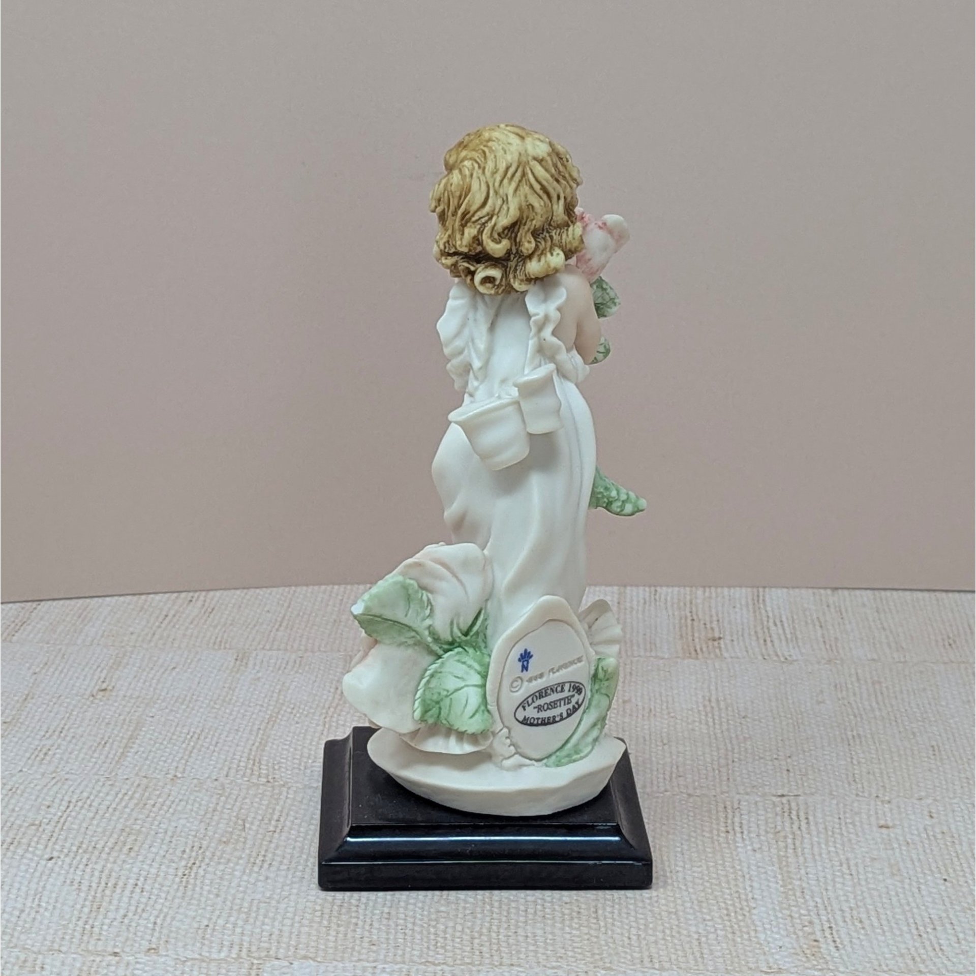 1999 Giuseppe Armani Rosette Figurine: Mother's Day