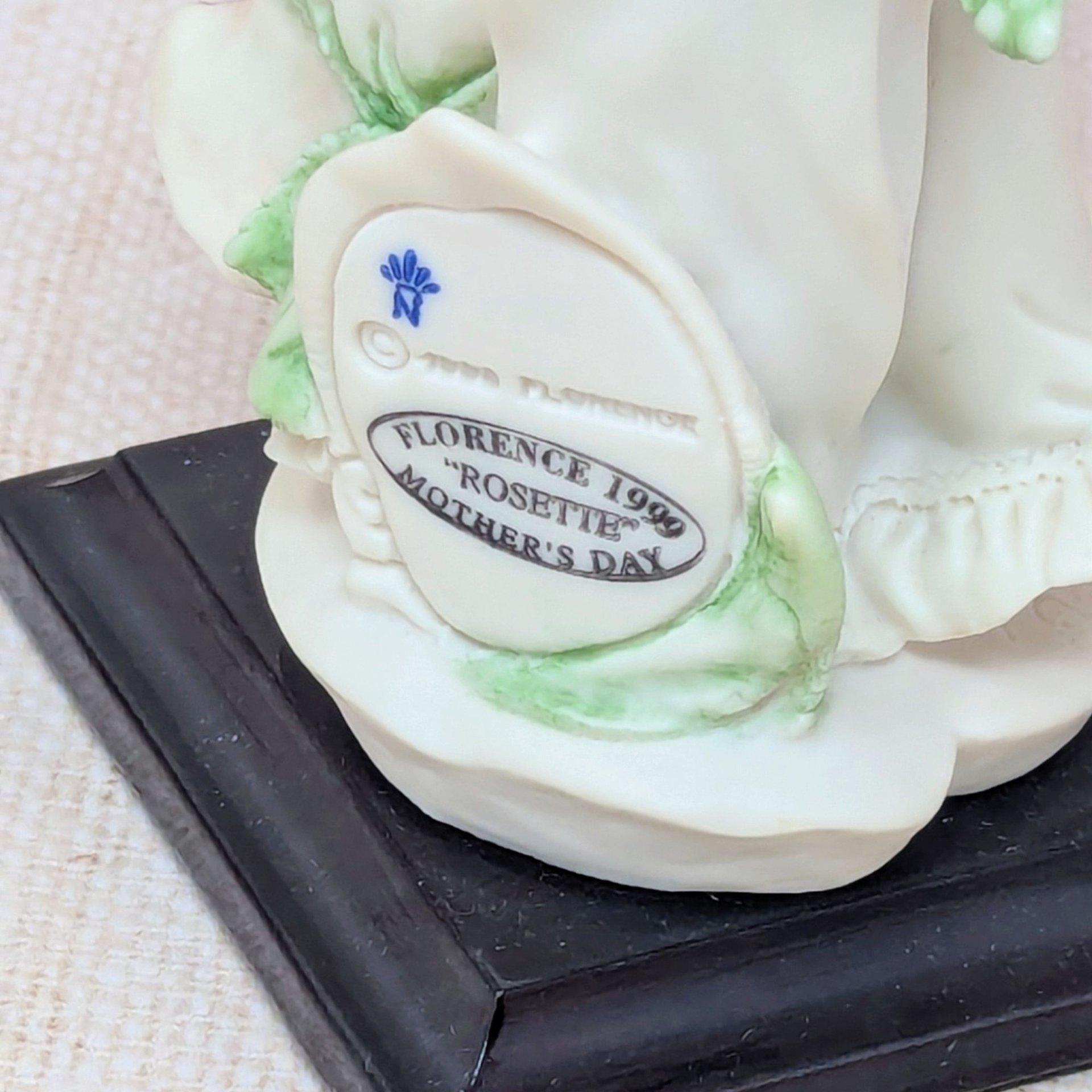 1999 Giuseppe Armani "Rosette" Figurine | Vintage Italian Florence Sculpture