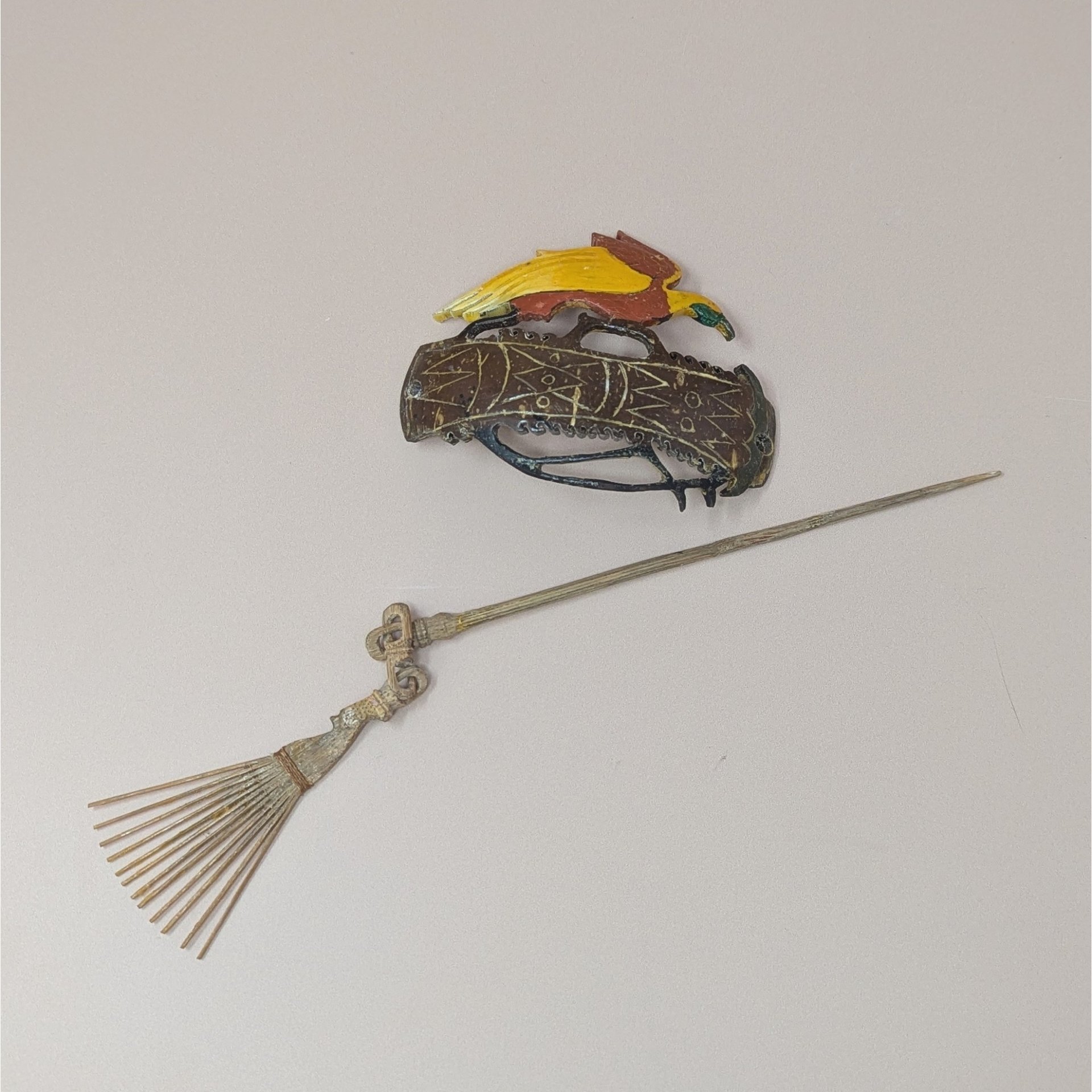 Vintage Hand-Carved Wood Bird Hair Slide