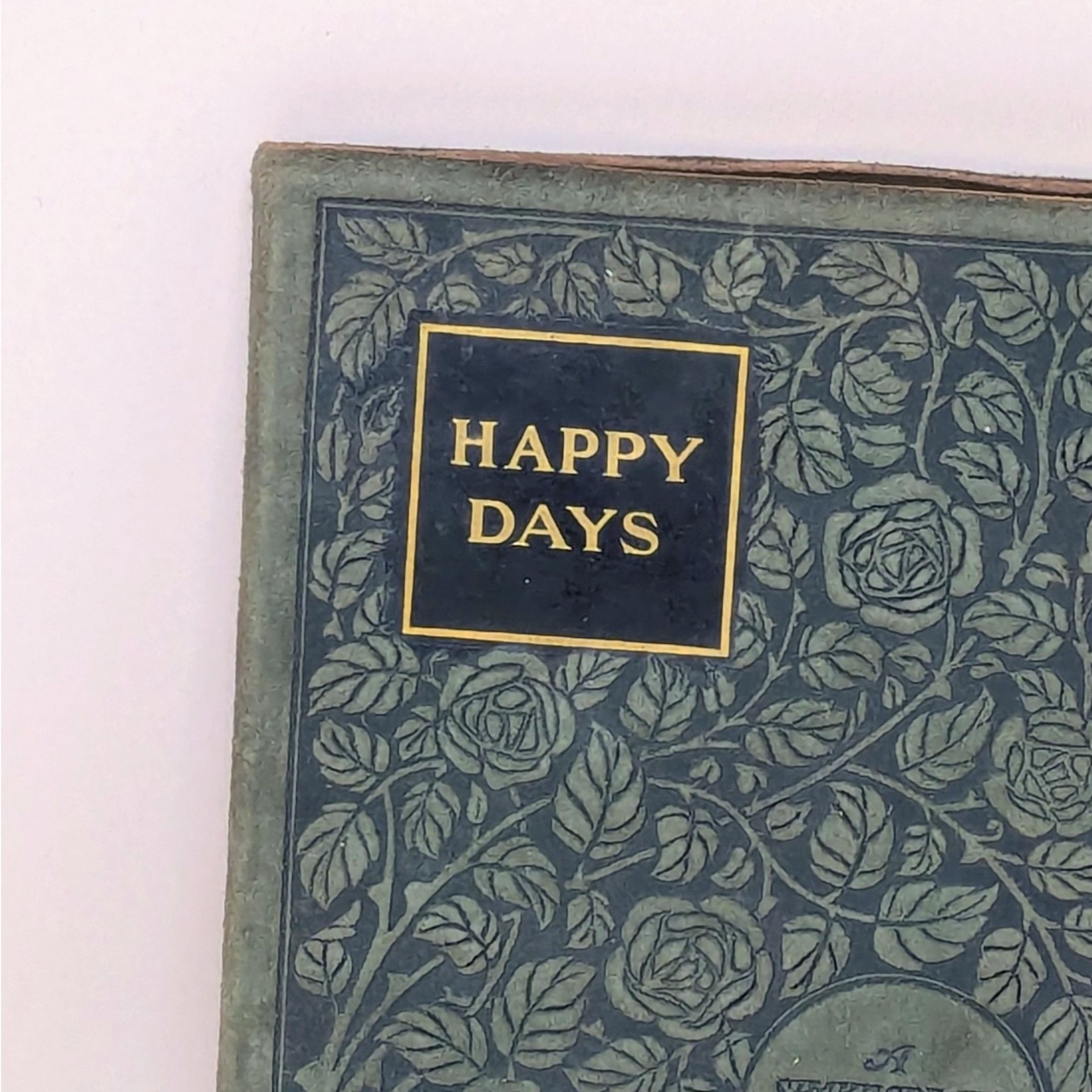 1904 Shakespeare Birthday "Happy Days" Leather-Bound Book