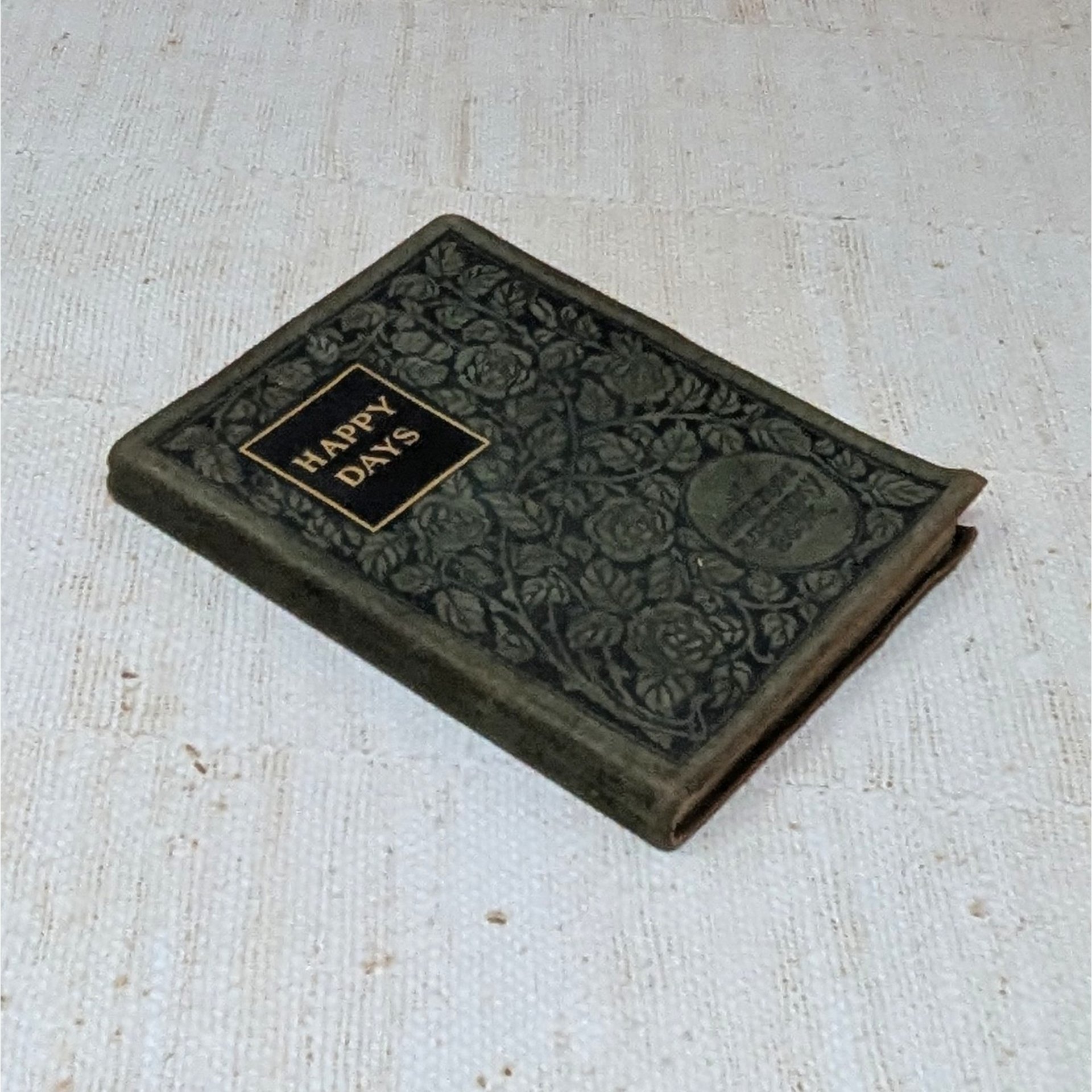 1904 Shakespeare Birthday Book – "Happy Days" Leather-Bound Edwardian Archive