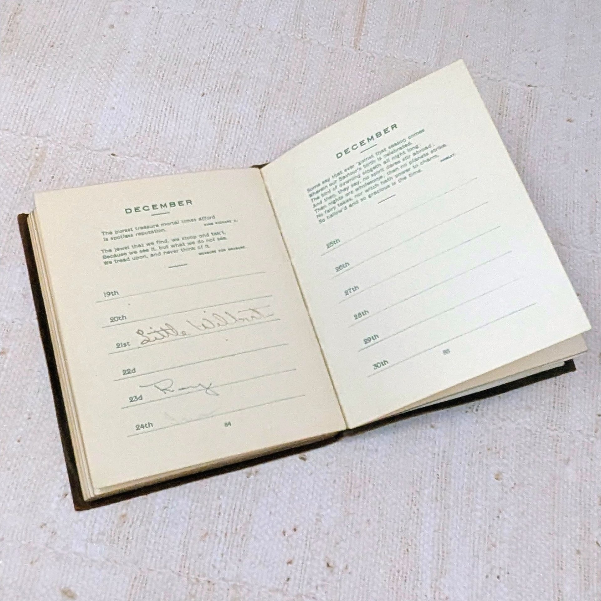 1904 Shakespeare Birthday "Happy Days" Leather-Bound Book