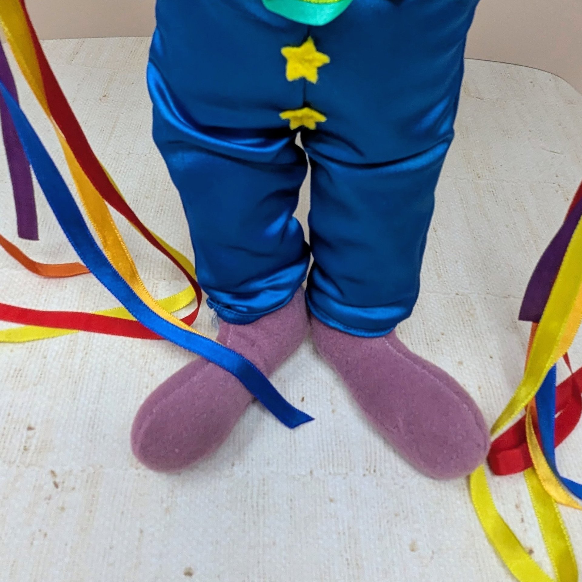 1984 Dakin Plush Clown Hanging – Vintage Rainbow Wall Decor 80s Nursery Art