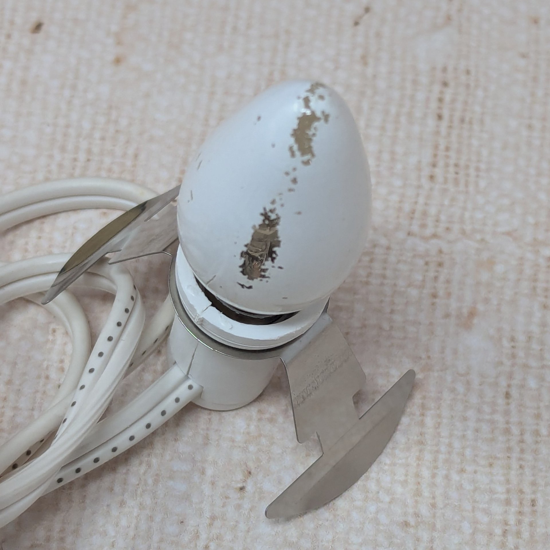 1990s Cottontail Lane Station Lighted House – Playful Spring Village Decor