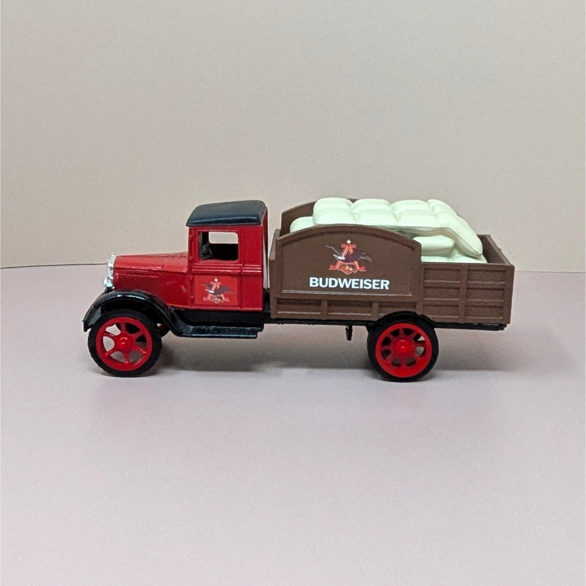 1990s ERTL Anheuser Busch Banks – Retro Delivery Vibe Office Man Cave Decor