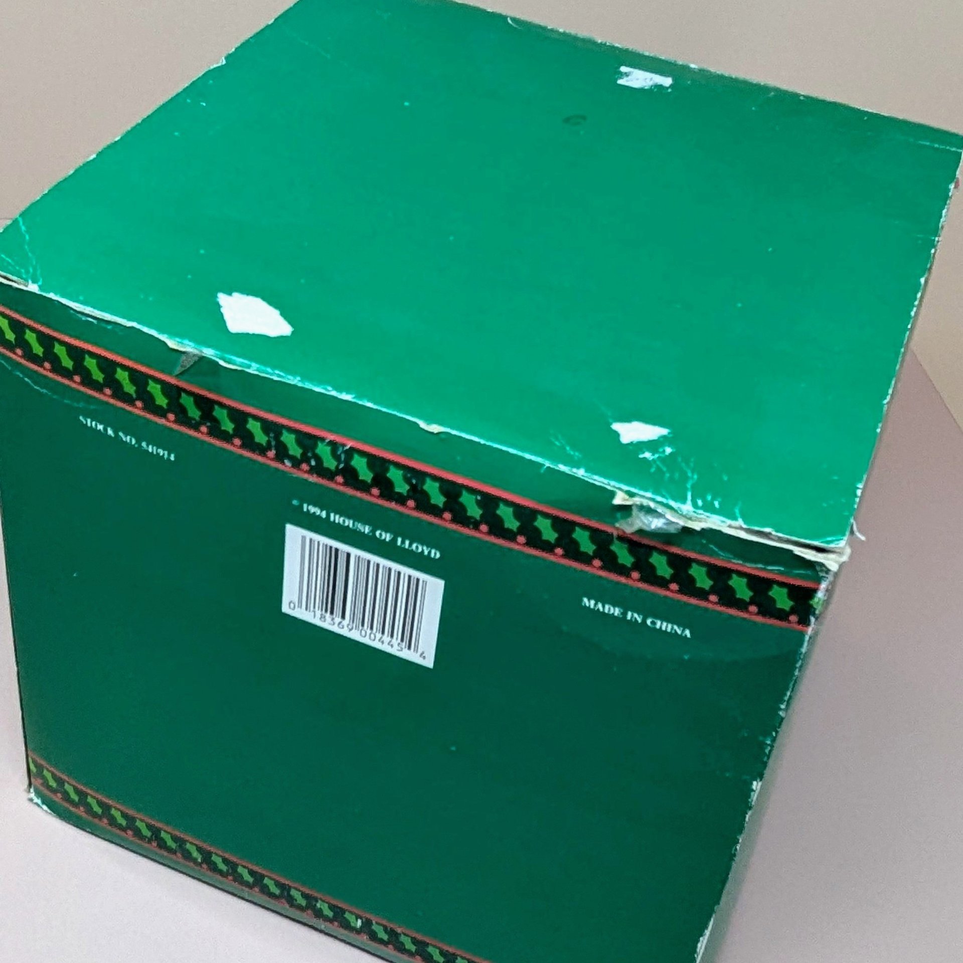 House of Lloyd Wreck the Halls – Vintage Musical Holiday Figurine