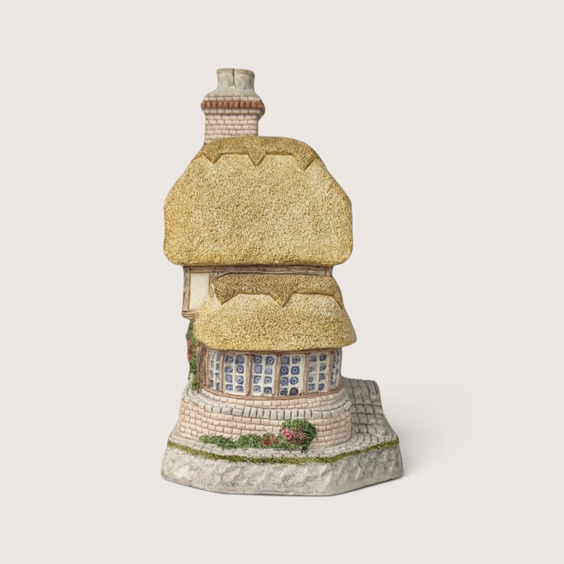 Signed Vintage David Winter Cottage: Audrey's Tea Room Miniature Sculpture