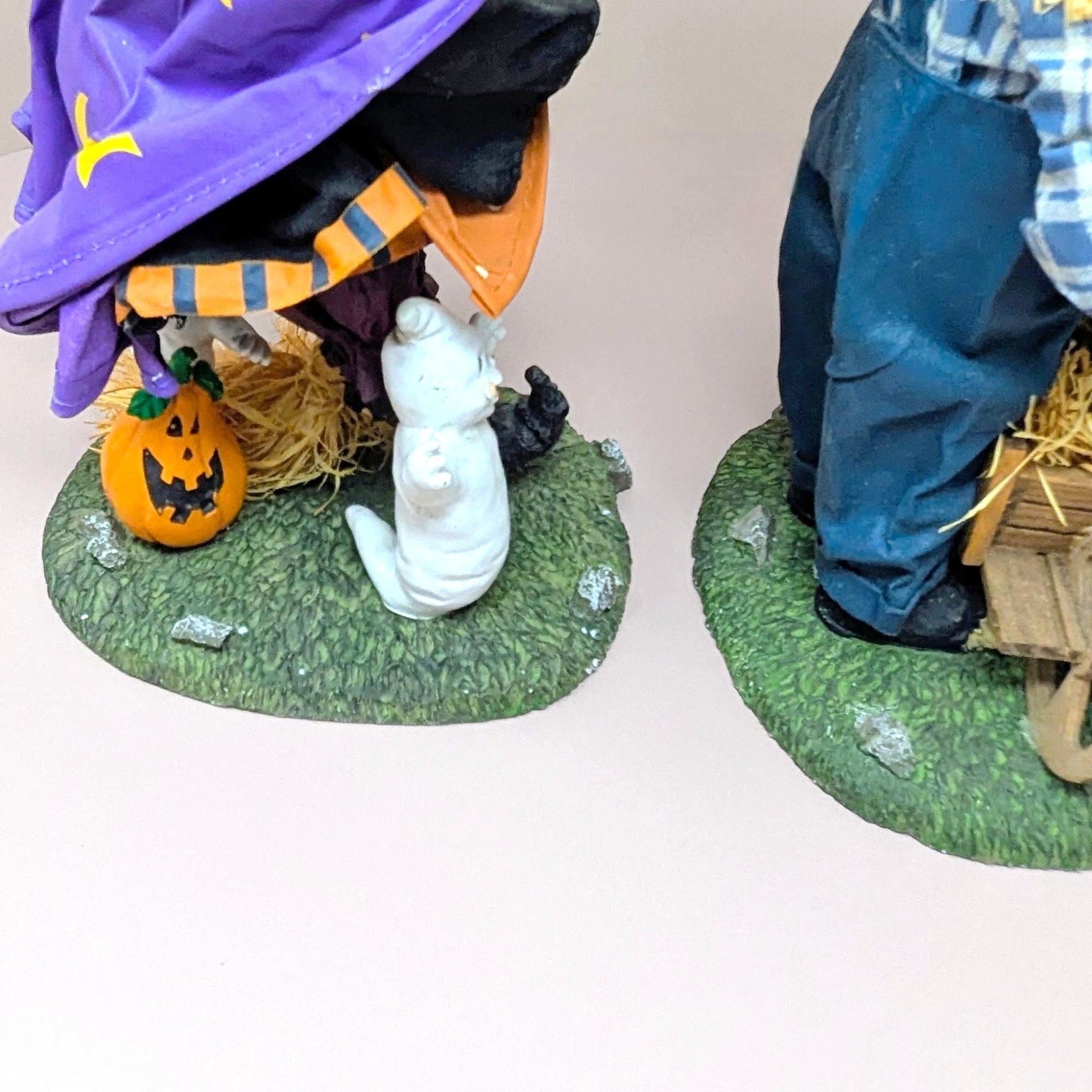 1996 Fabric Mache Halloween Pair