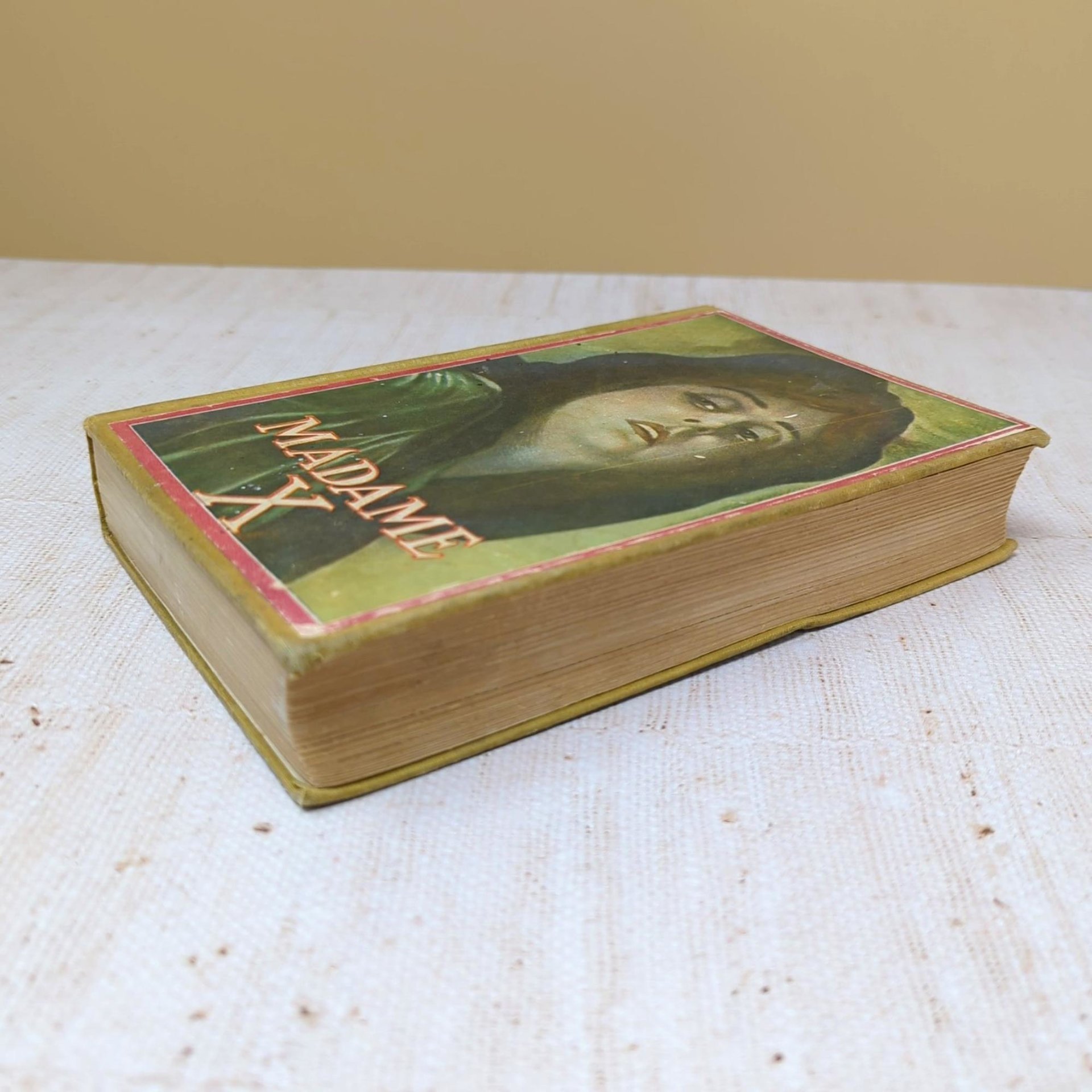 1910 Madame X – 1910s Edwardian Illustrated Volume