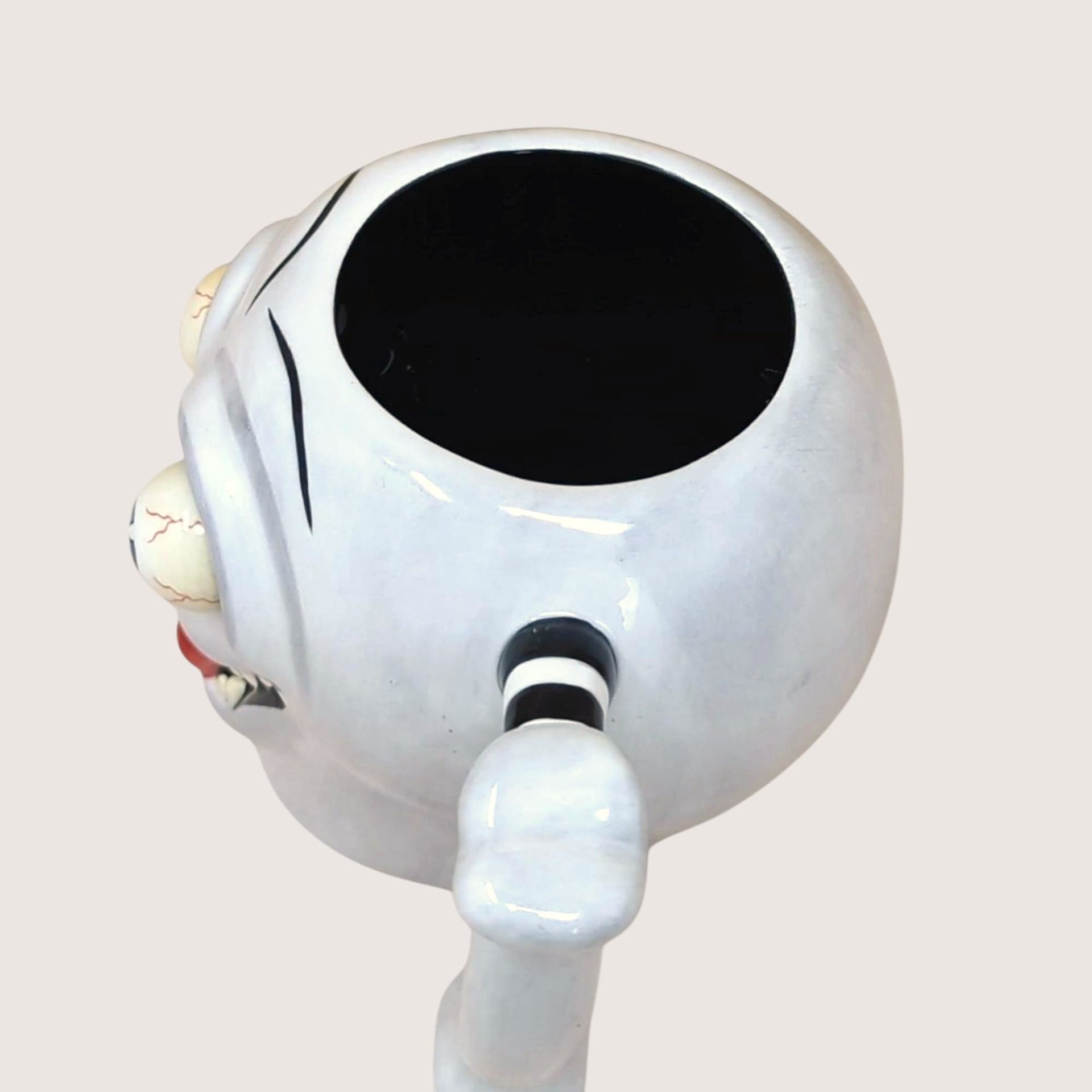 2002 Dept 56 Google Eye Skull Mug